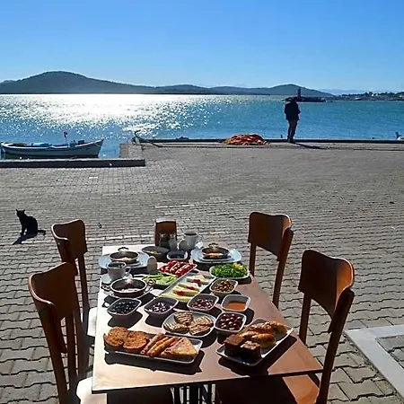 Doruk Otel Ayvalı